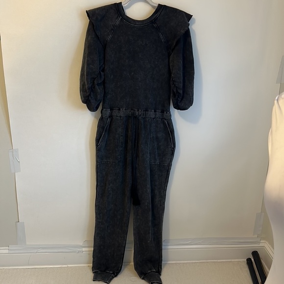 Something Navy Meghan Ruffle Sleeve Jumpsuit - Picture 4 of 11